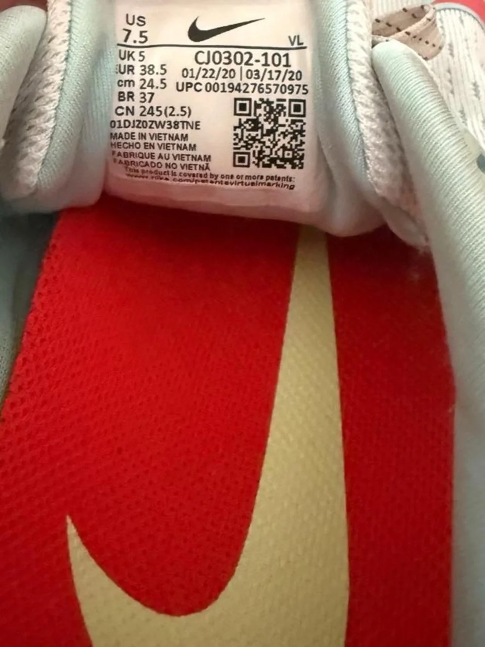 Nike Women's Running Shoes - White with Mint, Iridescent & Red Accent